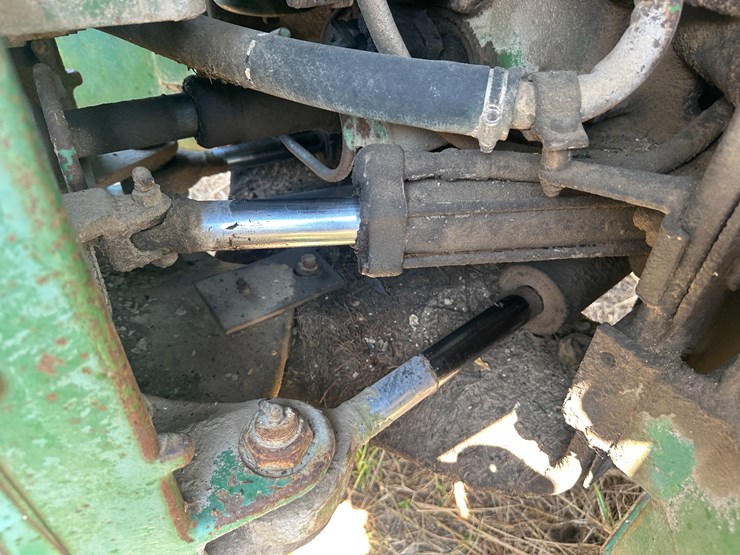 1976-john-deere-8430-image-17