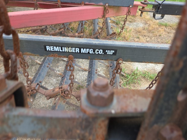 32’-cih-4300-field-cultivator-image-16