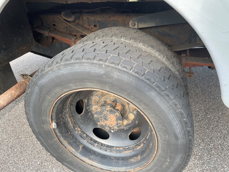 2008-ford-f450-xl-image-25