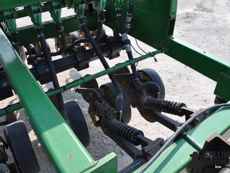 john-deere-750-image-19