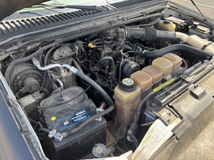 2001-ford-f350-xl-image-13