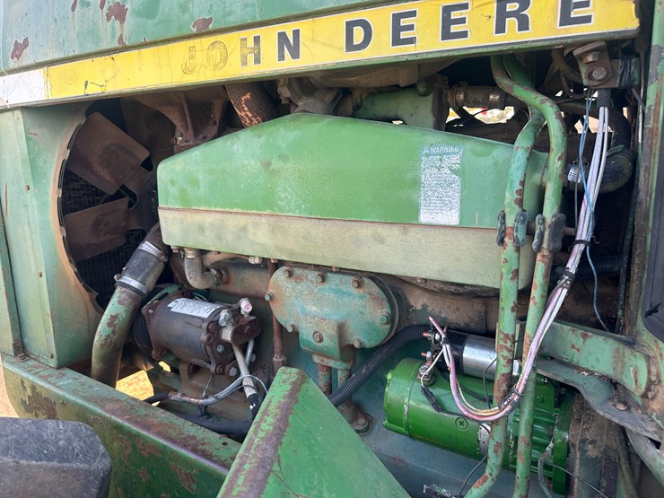 1976-john-deere-8430-image-37