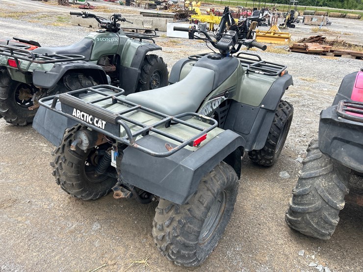 arctic-cat-300-image-3