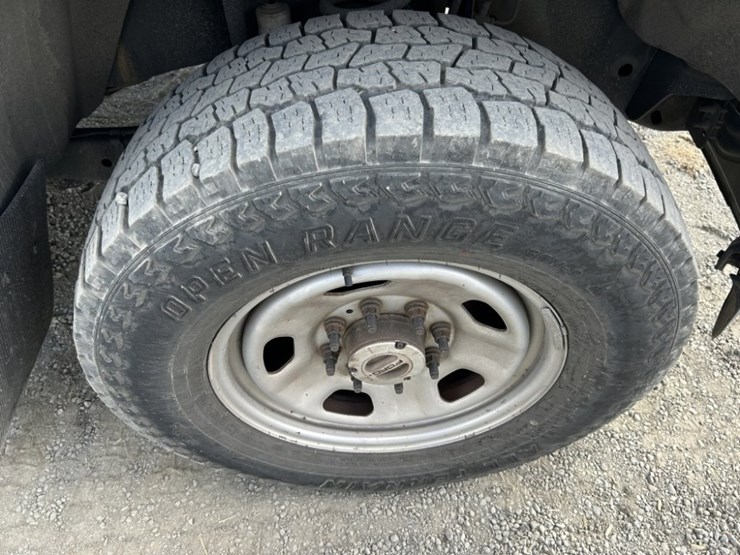2015-ford-f350-sd-image-13