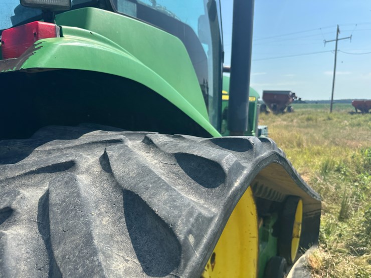 2000-john-deere-8410t-image-16