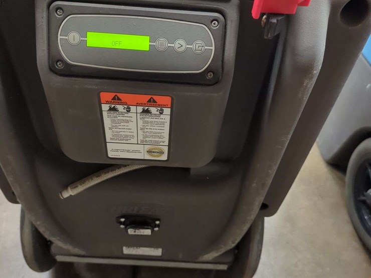 dri-eaz-lgr-7000xli-dehumidifier-(f412)---4559.5-hrs-image-3