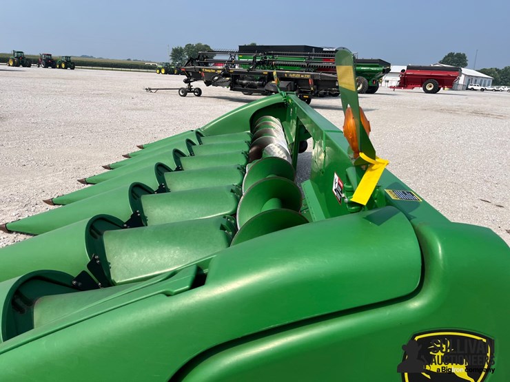 2008-john-deere-608c-image-18