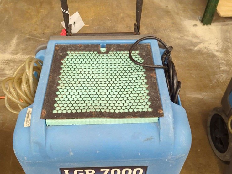 dri-eaz-lgr-7000xli-dehumidifier-(f412)---4687.3-hrs-image-2