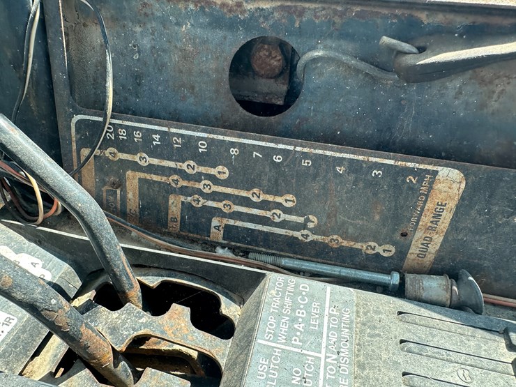 1976-john-deere-8430-image-47