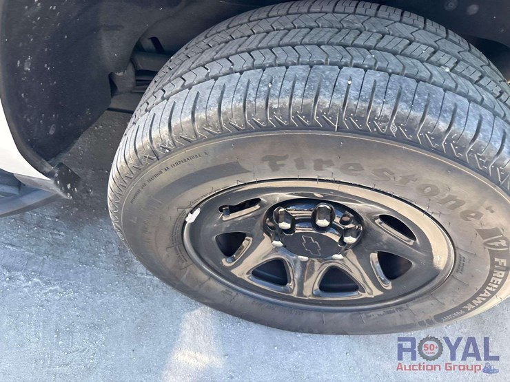 2019-chevrolet-tahoe-image-26
