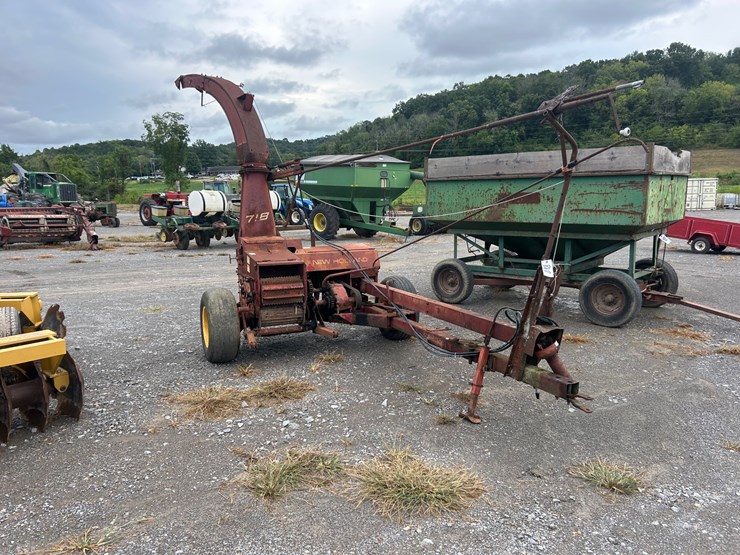 new-holland-718-image-2