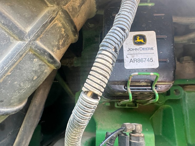 2000-john-deere-8410t-image-67