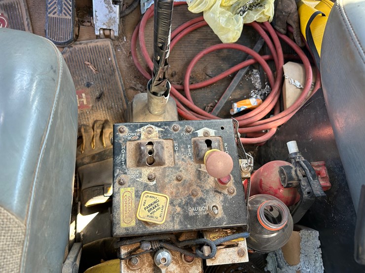 kenworth-w900-image-17