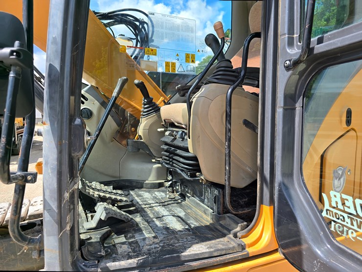 2014-case-cx145c-image-113