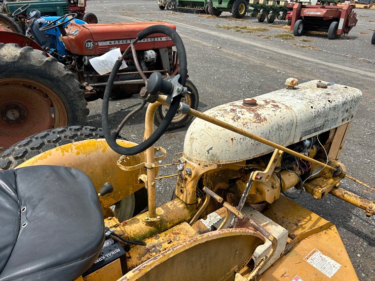 international-cub-lo-boy-image-7