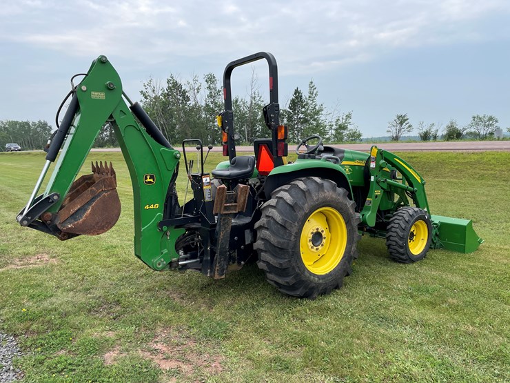 2011-john-deere-4120-image-5