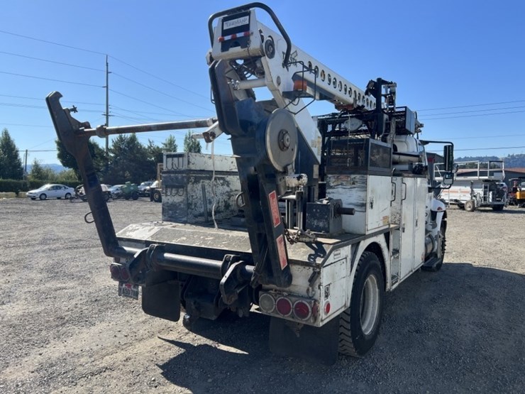 2003-international-durastar-4400-image-4