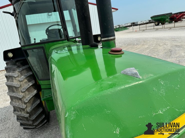 1975-john-deere-4430-image-12