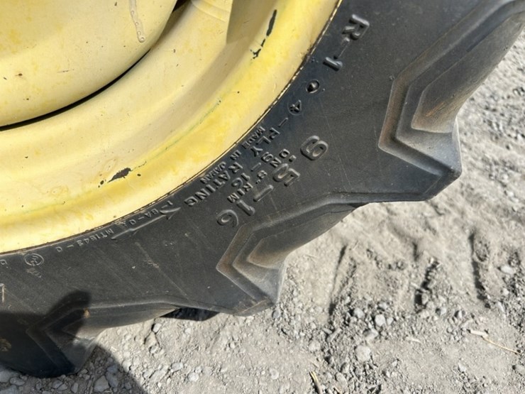 john-deere-670-image-12