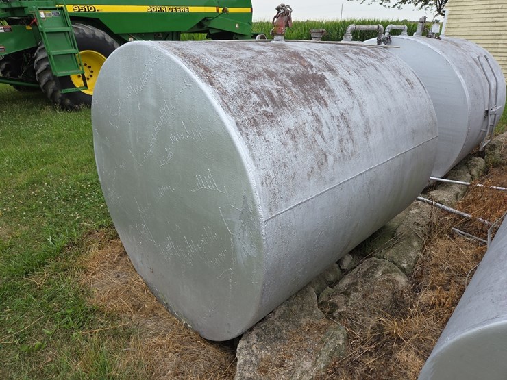 1000-gallon-fuel-tank-image-1
