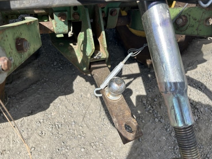 john-deere-670-image-33