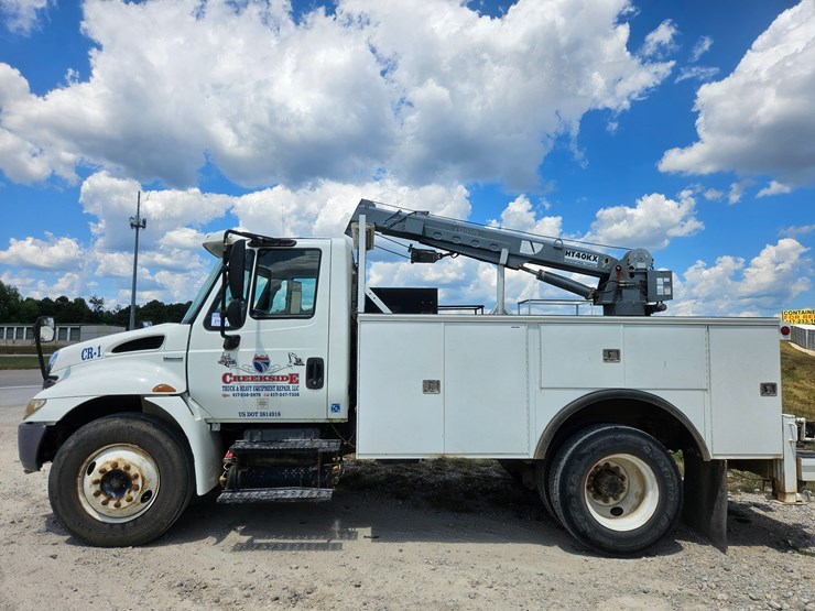 2008-international-durastar-4300-image-6