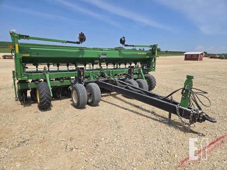 2001-john-deere-1530-image-3