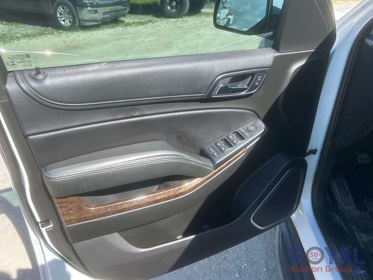 2018-chevrolet-tahoe-image-13