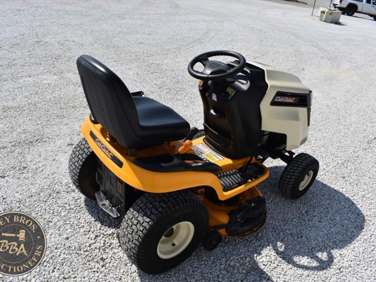 cub-cadet-ltx1042-image-9