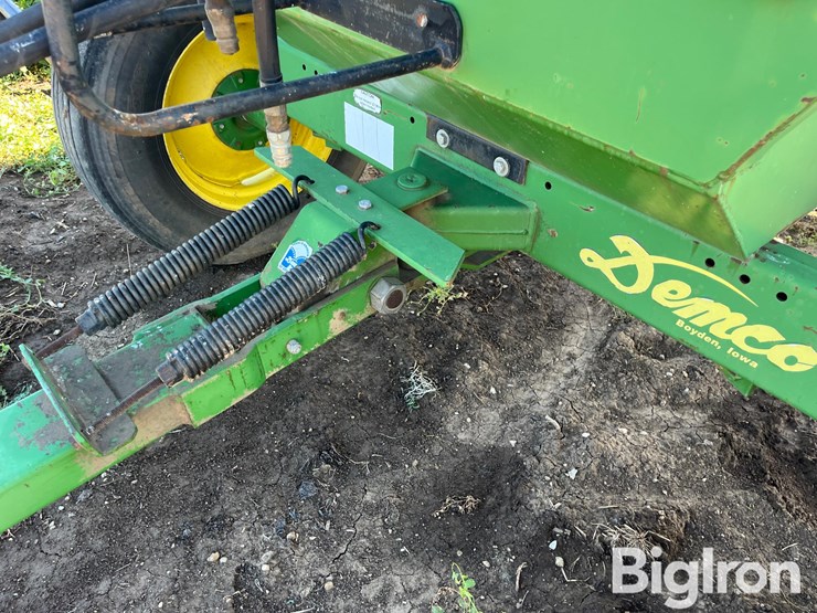 demco-325-image-10