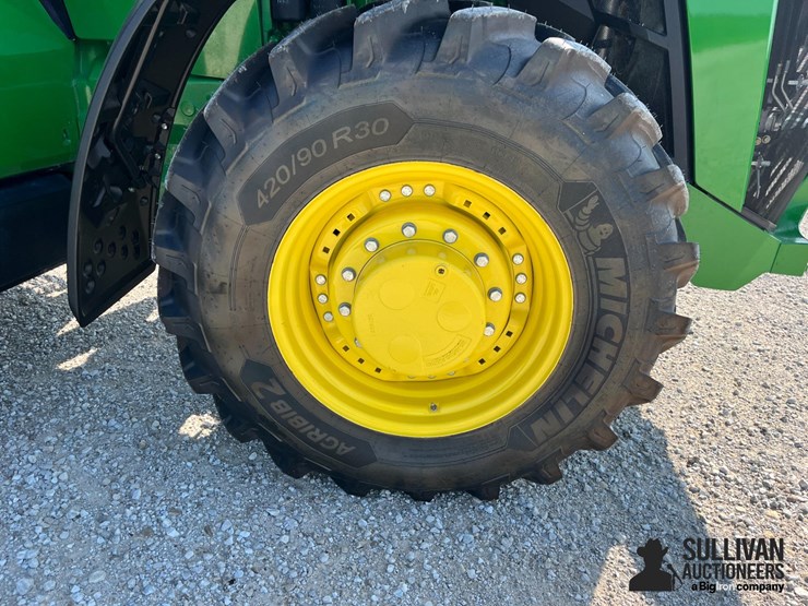 2023-john-deere-8r-250-image-19