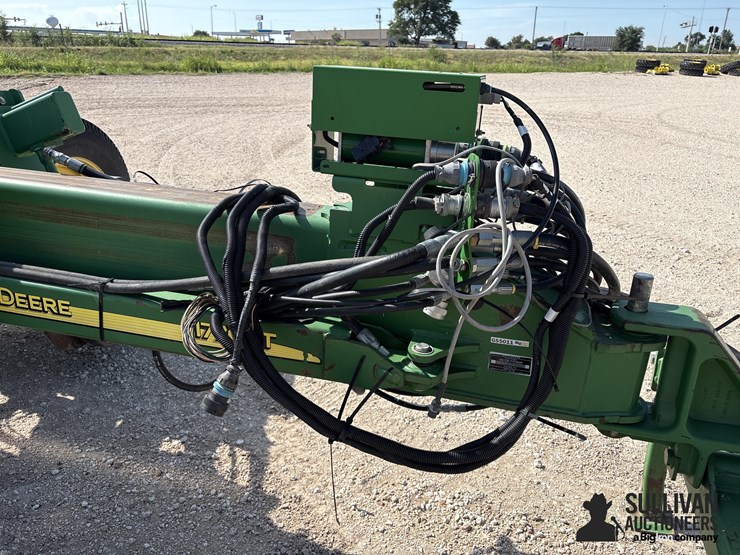2012-john-deere-1770nt-image-10