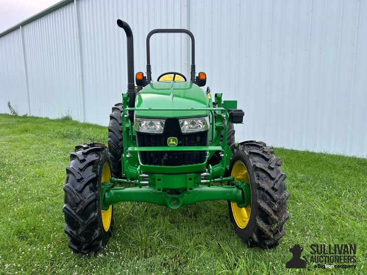 2023-john-deere-5067e-image-2