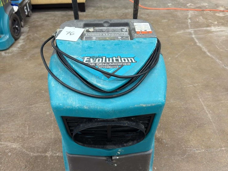 drieaz-dehumidifier-console-model-#-f292-sm-total-hours-3791-image-1