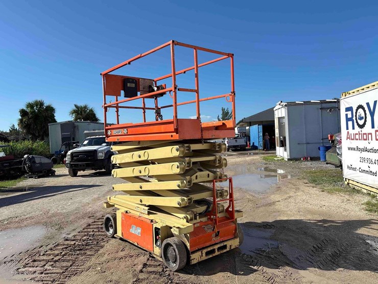 2016-jlg-3248rs-image-5