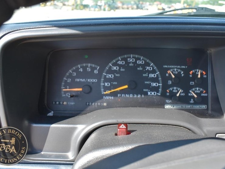 1999-chevrolet-3500-image-53