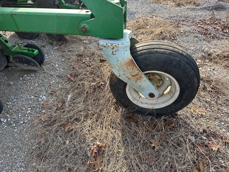 john-deere-1720-image-26