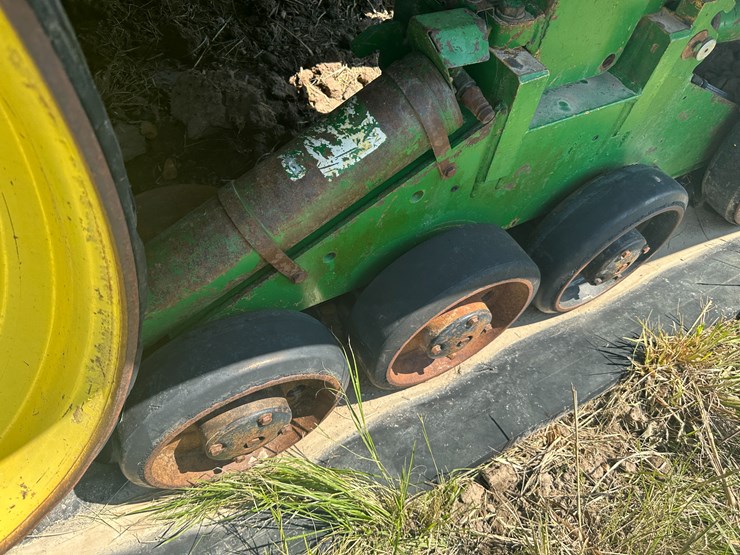 2000-john-deere-8410t-image-17