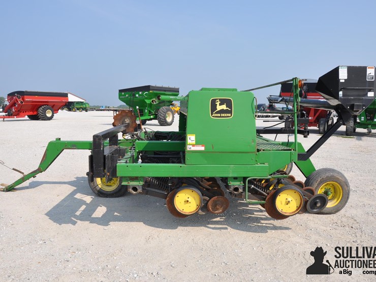 john-deere-750-image-8