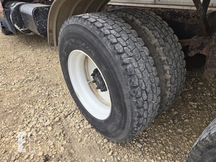 1989-kenworth-t600-image-13