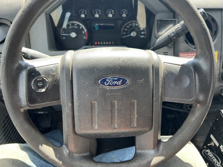 2016-ford-f350-sd-image-22