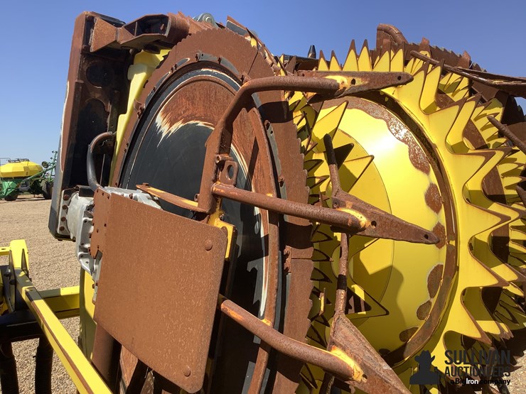 2022-john-deere-772-image-19