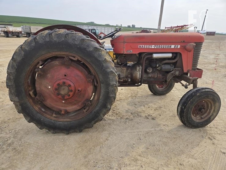 massey-ferguson-65-image-10
