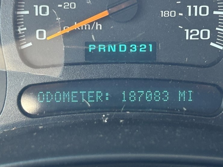 2003-chevrolet-silverado-1500hd-image-40
