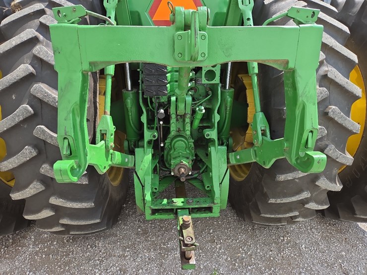 john-deere-8310-image-21