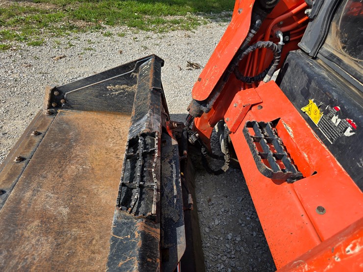 2018-kubota-svl75-2-image-36