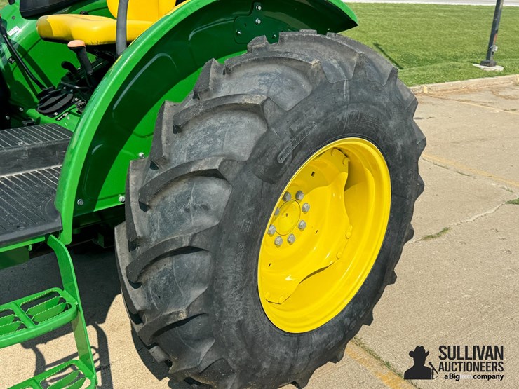 2022-john-deere-5065e-image-20