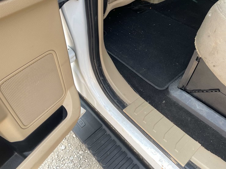 2019-ford-f350-xlt-image-12