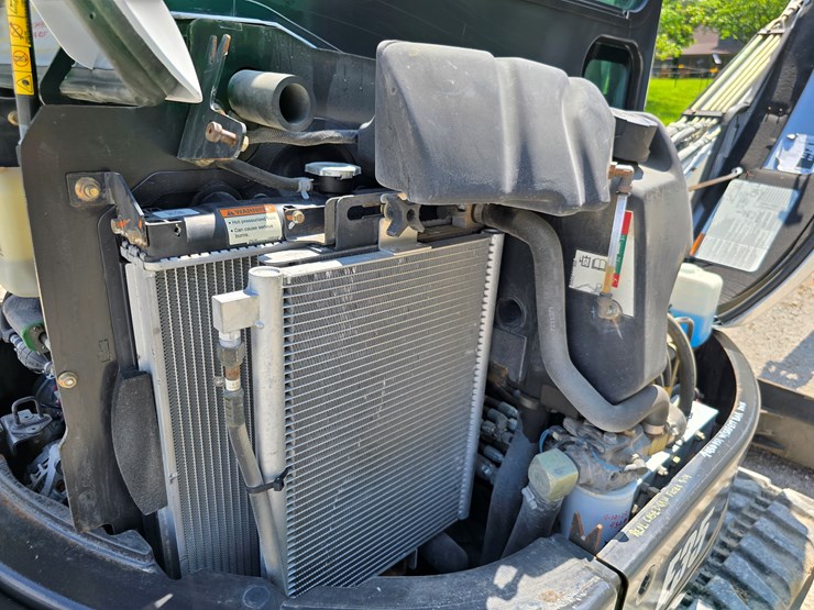 2012-bobcat-e35-image-73