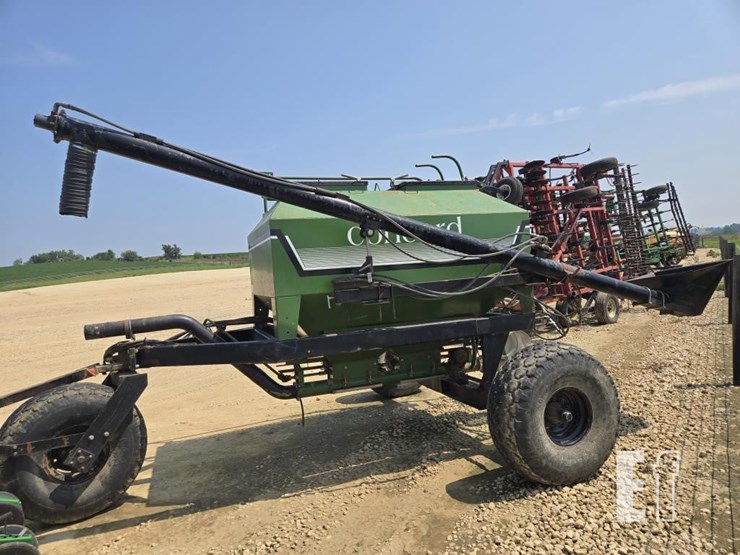 john-deere-7000-image-10